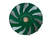 Green grinding disc with silver blades